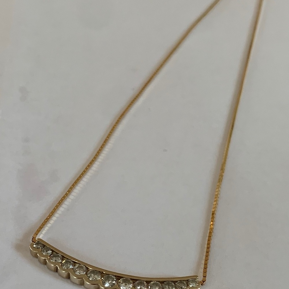 QG 585 Gold Diamond Curved Bar Fancy Necklace